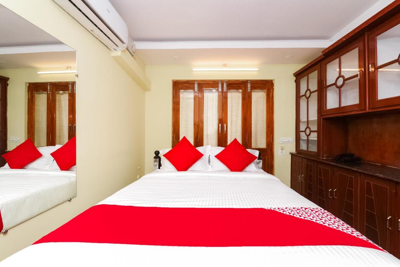 Oyo 26234 Annapurna Nilayam Hotel Vijayawāda Exterior foto